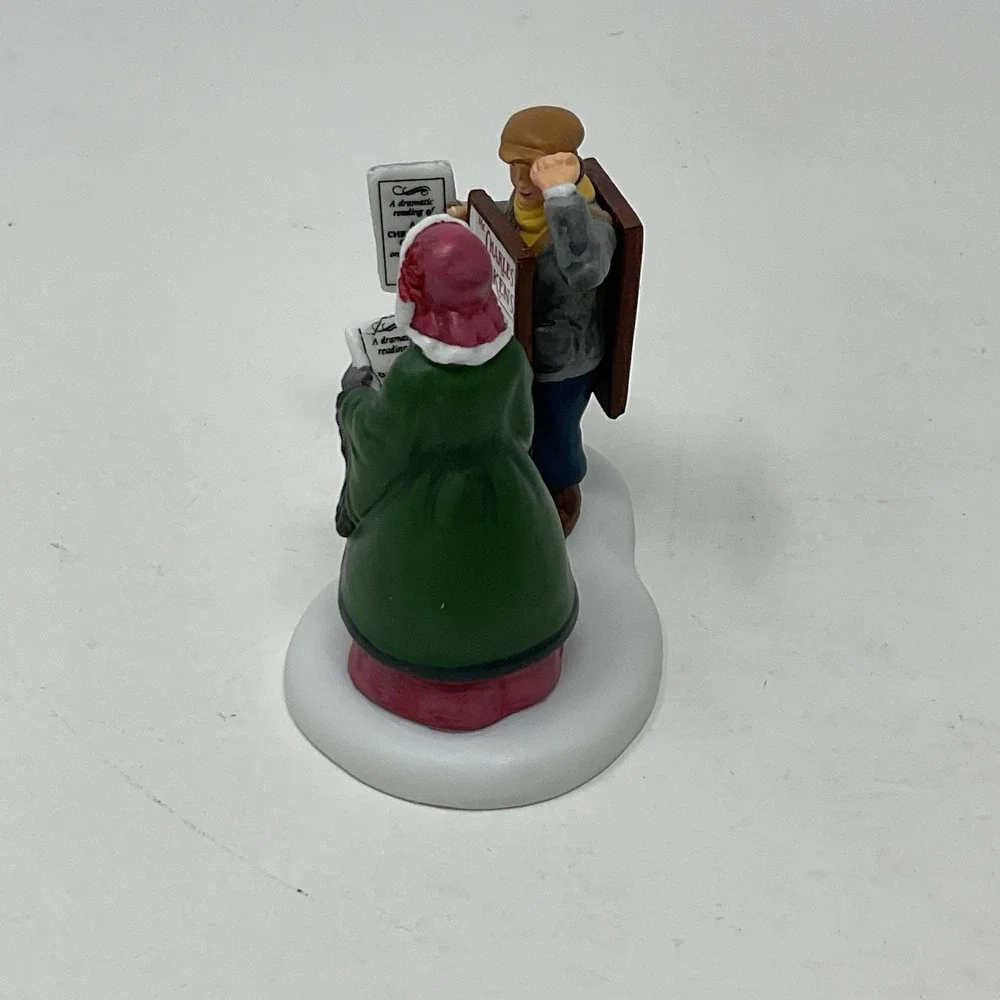 Dept 56 Dickens Village Heritage Advertising A Reading By Mr Dickens 56.58425